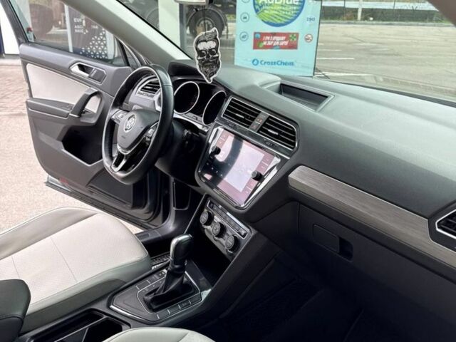 Фольксваген Тигуан, объемом двигателя 0 л и пробегом 167 тыс. км за 17999 $, фото 8 на Automoto.ua