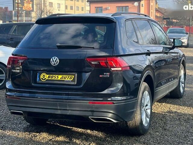 Фольксваген Тигуан, объемом двигателя 2 л и пробегом 42 тыс. км за 18000 $, фото 5 на Automoto.ua