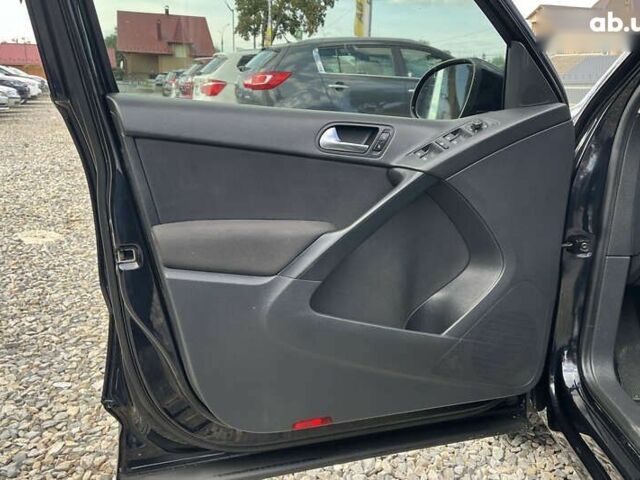 Фольксваген Тигуан, объемом двигателя 2 л и пробегом 142 тыс. км за 12200 $, фото 9 на Automoto.ua