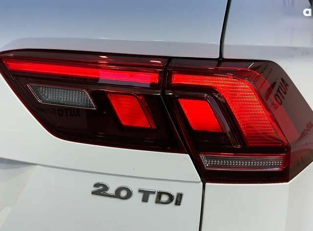 Фольксваген Тігуан, об'ємом двигуна 2 л та пробігом 183 тис. км за 20950 $, фото 29 на Automoto.ua