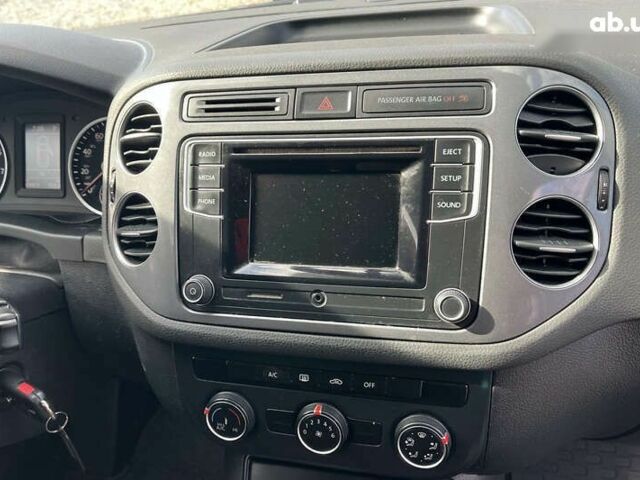 Фольксваген Тигуан, объемом двигателя 2 л и пробегом 142 тыс. км за 12200 $, фото 24 на Automoto.ua