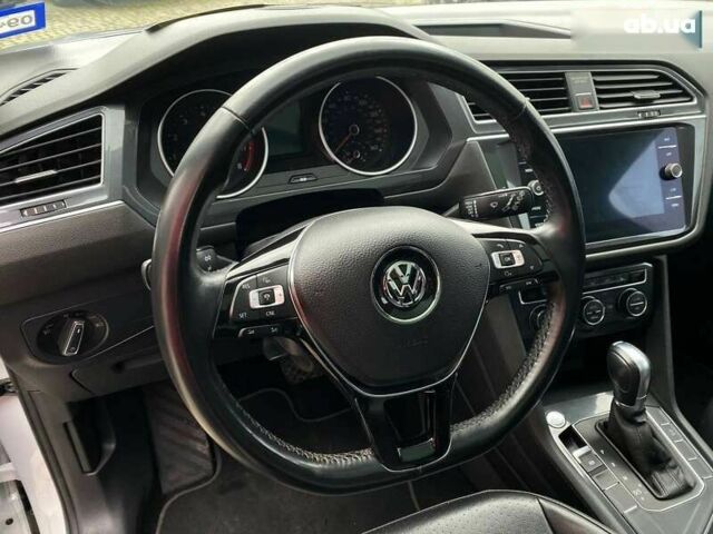 Фольксваген Тігуан, об'ємом двигуна 2 л та пробігом 188 тис. км за 16100 $, фото 12 на Automoto.ua