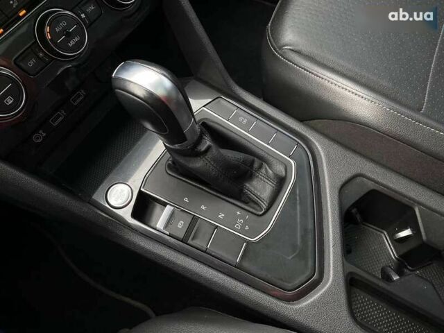 Фольксваген Тігуан, об'ємом двигуна 2 л та пробігом 188 тис. км за 16100 $, фото 16 на Automoto.ua