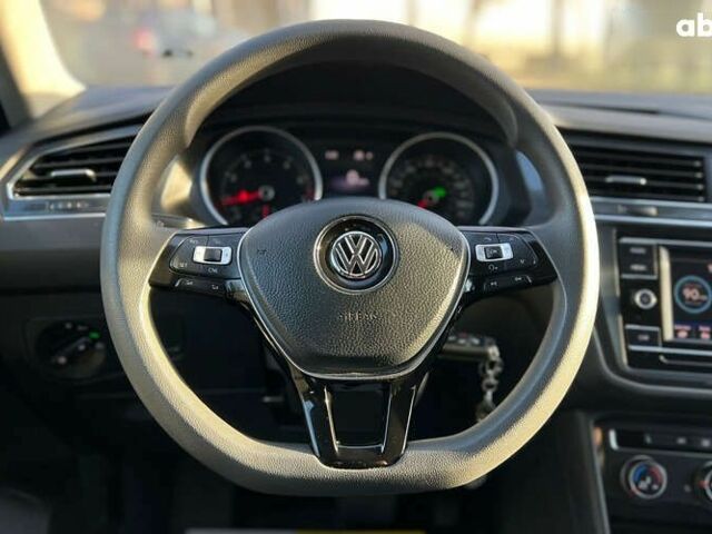 Фольксваген Тигуан, объемом двигателя 2 л и пробегом 201 тыс. км за 15999 $, фото 10 на Automoto.ua