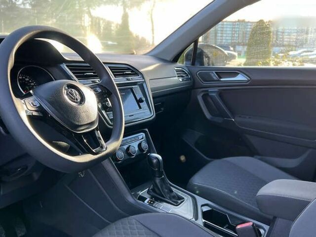 Фольксваген Тигуан, объемом двигателя 2 л и пробегом 201 тыс. км за 15999 $, фото 9 на Automoto.ua