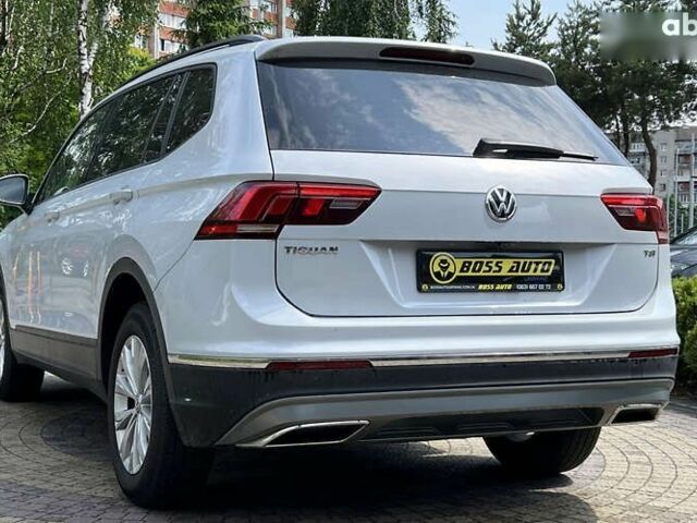 Фольксваген Тигуан, объемом двигателя 2 л и пробегом 111 тыс. км за 17900 $, фото 5 на Automoto.ua