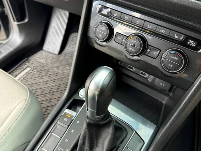 Фольксваген Тигуан, объемом двигателя 0 л и пробегом 167 тыс. км за 17999 $, фото 9 на Automoto.ua