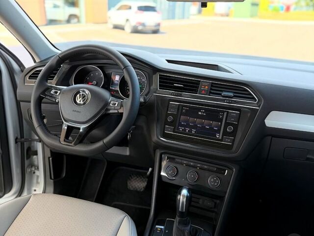 Фольксваген Тигуан, объемом двигателя 2 л и пробегом 243 тыс. км за 14999 $, фото 6 на Automoto.ua