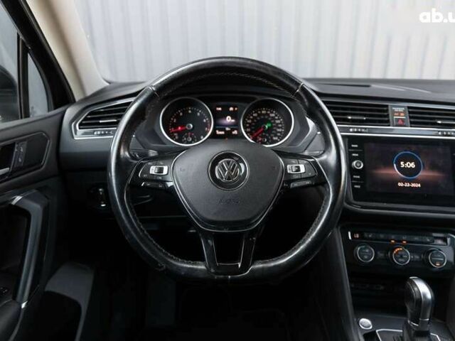 Фольксваген Тигуан, объемом двигателя 2 л и пробегом 200 тыс. км за 17000 $, фото 15 на Automoto.ua