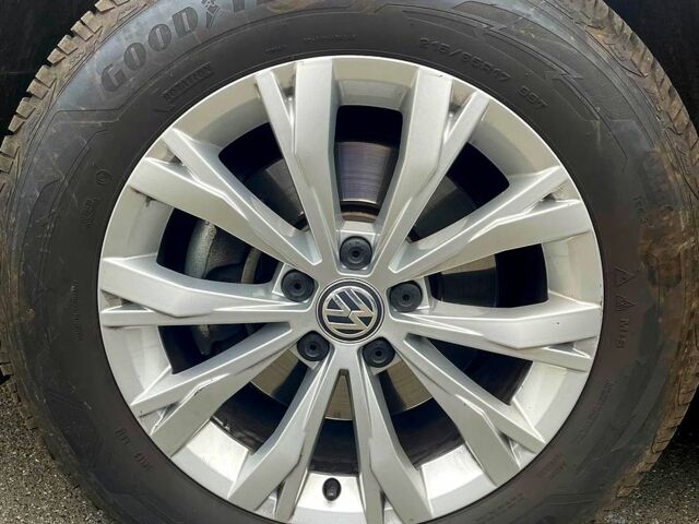 Фольксваген Тігуан, об'ємом двигуна 1.9 л та пробігом 167 тис. км за 24500 $, фото 4 на Automoto.ua