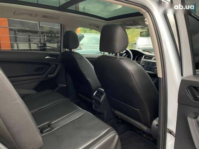 Фольксваген Тігуан, об'ємом двигуна 2 л та пробігом 188 тис. км за 16100 $, фото 22 на Automoto.ua