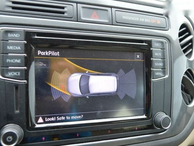 Фольксваген Тігуан, об'ємом двигуна 0 л та пробігом 82 тис. км за 15600 $, фото 23 на Automoto.ua