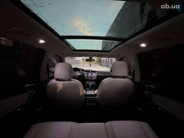 Фольксваген Тигуан, объемом двигателя 2 л и пробегом 225 тыс. км за 15500 $, фото 14 на Automoto.ua