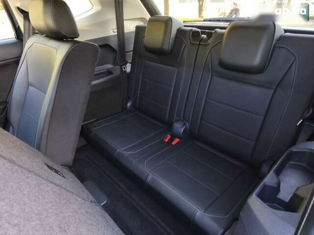 Фольксваген Тігуан, об'ємом двигуна 2 л та пробігом 115 тис. км за 17650 $, фото 13 на Automoto.ua