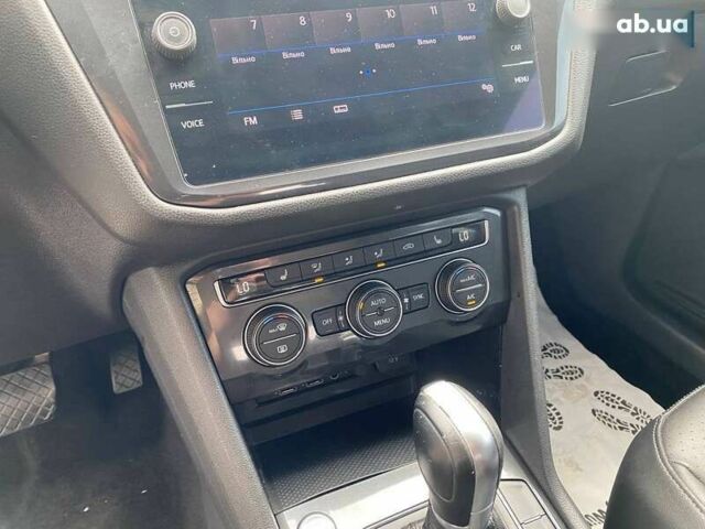 Фольксваген Тигуан, объемом двигателя 2 л и пробегом 212 тыс. км за 15300 $, фото 15 на Automoto.ua