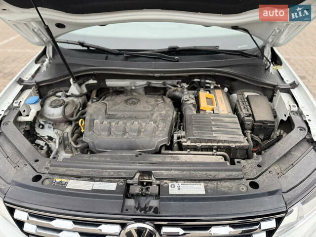 Фольксваген Тигуан, объемом двигателя 2 л и пробегом 135 тыс. км за 19900 $, фото 19 на Automoto.ua