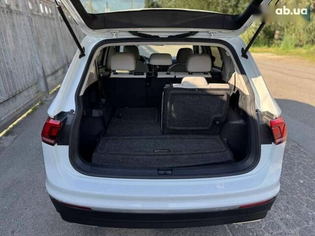 Фольксваген Тігуан, об'ємом двигуна 2 л та пробігом 147 тис. км за 19200 $, фото 14 на Automoto.ua