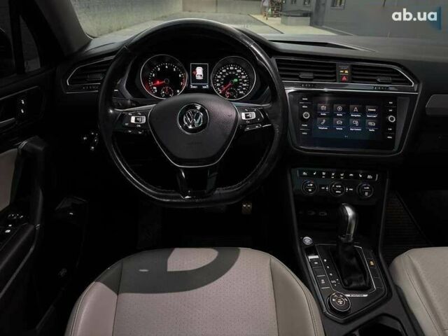 Фольксваген Тигуан, объемом двигателя 2 л и пробегом 225 тыс. км за 15500 $, фото 16 на Automoto.ua