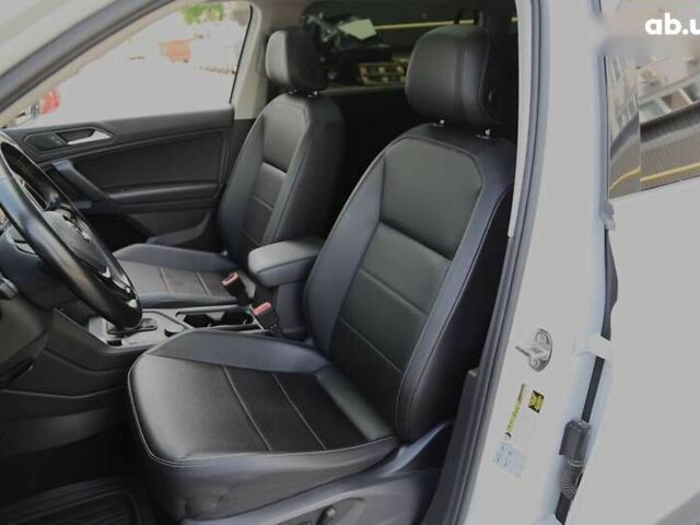 Фольксваген Тігуан, об'ємом двигуна 2 л та пробігом 138 тис. км за 17900 $, фото 6 на Automoto.ua