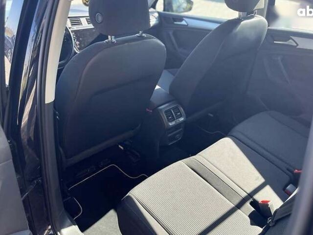 Фольксваген Тігуан, об'ємом двигуна 2 л та пробігом 258 тис. км за 18700 $, фото 27 на Automoto.ua