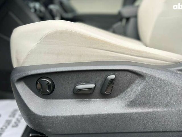 Фольксваген Тігуан, об'ємом двигуна 2 л та пробігом 135 тис. км за 19200 $, фото 9 на Automoto.ua