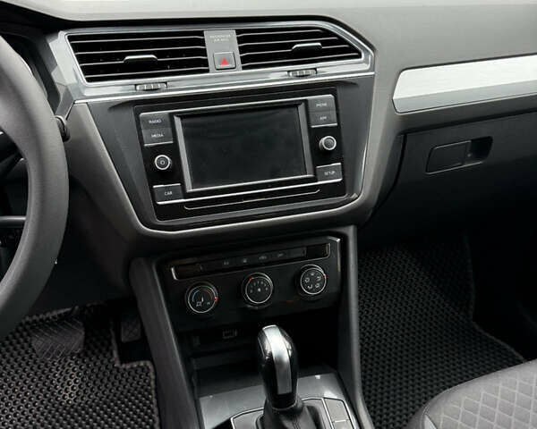 Фольксваген Тігуан, об'ємом двигуна 0 л та пробігом 130 тис. км за 16600 $, фото 21 на Automoto.ua