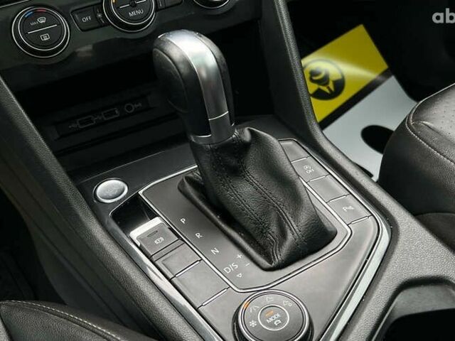 Фольксваген Тігуан, об'ємом двигуна 2 л та пробігом 81 тис. км за 21300 $, фото 16 на Automoto.ua