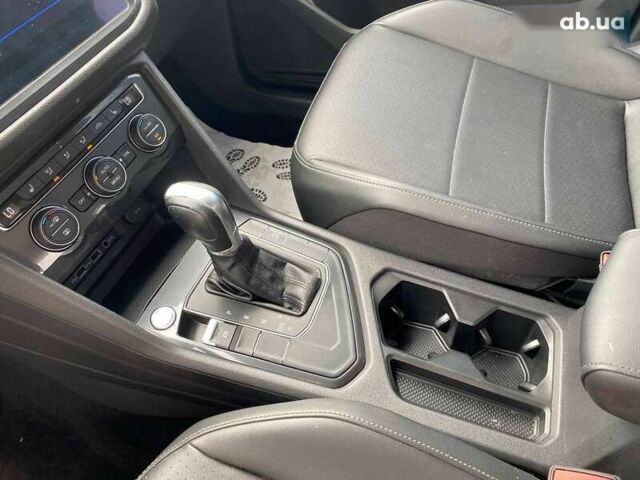 Фольксваген Тигуан, объемом двигателя 2 л и пробегом 212 тыс. км за 15300 $, фото 16 на Automoto.ua