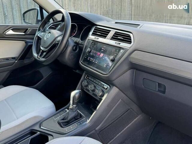 Фольксваген Тигуан, объемом двигателя 2 л и пробегом 147 тыс. км за 19200 $, фото 20 на Automoto.ua