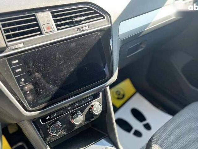 Фольксваген Тигуан, объемом двигателя 2 л и пробегом 258 тыс. км за 20900 $, фото 20 на Automoto.ua