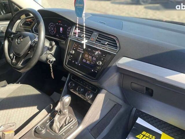 Фольксваген Тигуан, объемом двигателя 2 л и пробегом 192 тыс. км за 27400 $, фото 18 на Automoto.ua