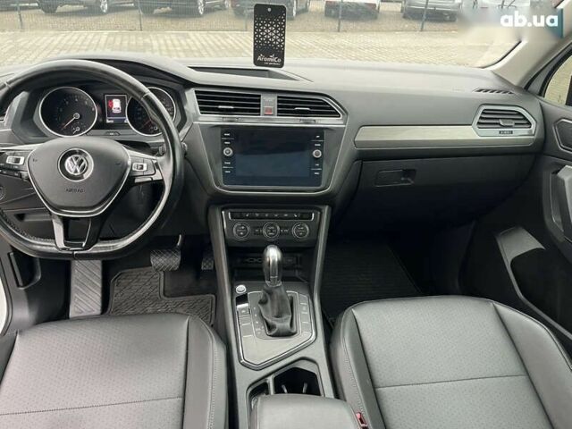 Фольксваген Тігуан, об'ємом двигуна 2 л та пробігом 112 тис. км за 17800 $, фото 14 на Automoto.ua