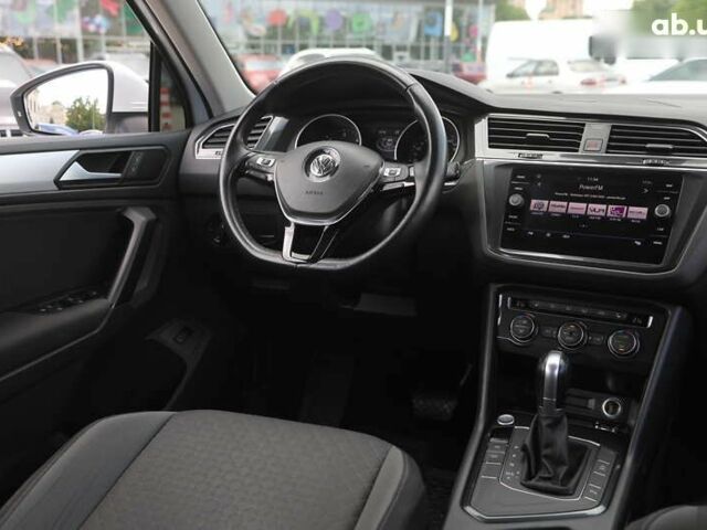 Фольксваген Тигуан, объемом двигателя 2 л и пробегом 224 тыс. км за 24000 $, фото 10 на Automoto.ua
