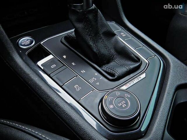 Фольксваген Тигуан, объемом двигателя 2 л и пробегом 135 тыс. км за 18800 $, фото 14 на Automoto.ua