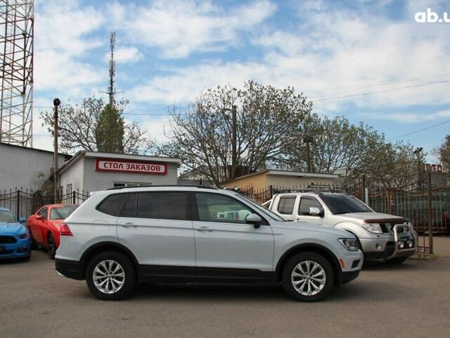 Фольксваген Тігуан, об'ємом двигуна 2 л та пробігом 104 тис. км за 22300 $, фото 6 на Automoto.ua