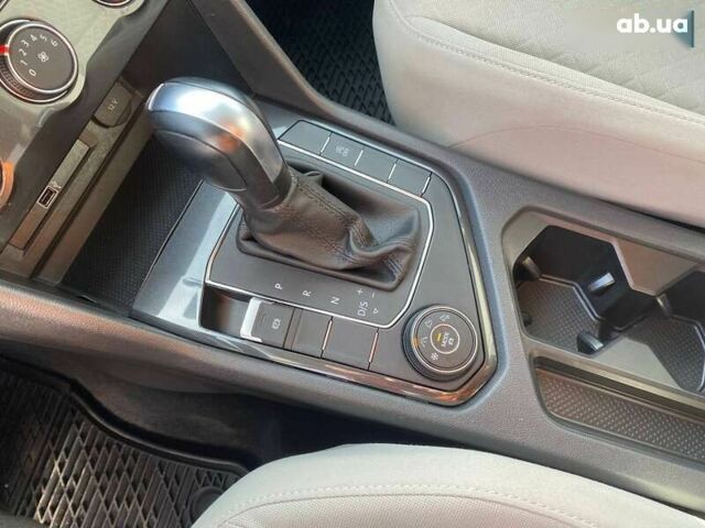 Фольксваген Тигуан, объемом двигателя 2 л и пробегом 142 тыс. км за 16900 $, фото 17 на Automoto.ua