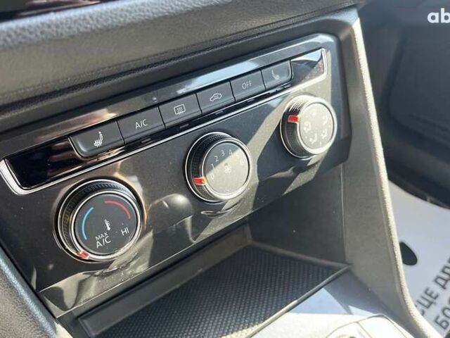 Фольксваген Тигуан, объемом двигателя 2 л и пробегом 258 тыс. км за 20900 $, фото 22 на Automoto.ua