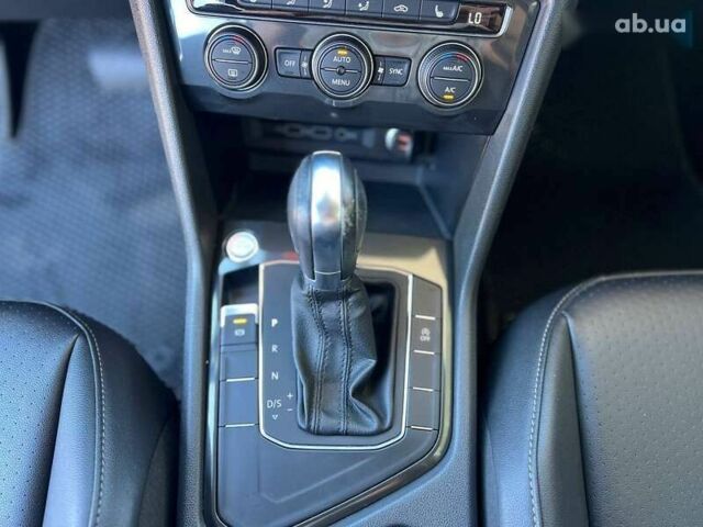 Фольксваген Тігуан, об'ємом двигуна 2 л та пробігом 64 тис. км за 17900 $, фото 18 на Automoto.ua