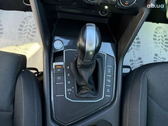 Фольксваген Тигуан, объемом двигателя 2 л и пробегом 152 тыс. км за 25200 $, фото 19 на Automoto.ua