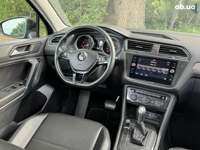 Фольксваген Тігуан, об'ємом двигуна 2 л та пробігом 162 тис. км за 19500 $, фото 28 на Automoto.ua