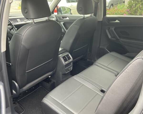 Фольксваген Тигуан, объемом двигателя 1.98 л и пробегом 72 тыс. км за 20000 $, фото 4 на Automoto.ua