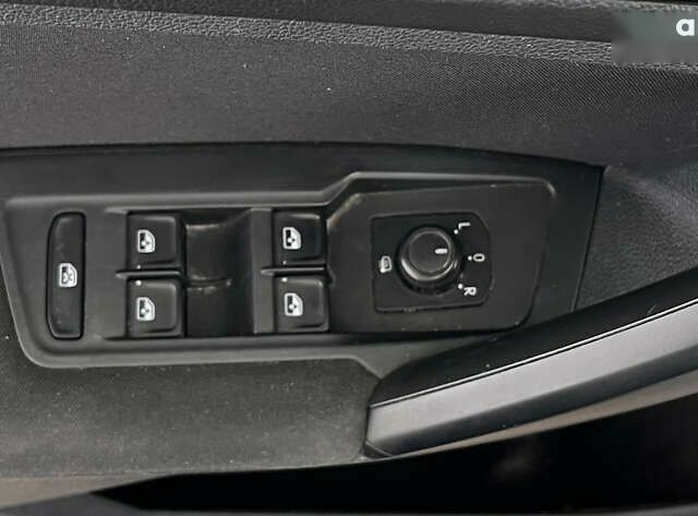 Фольксваген Тигуан, объемом двигателя 2 л и пробегом 205 тыс. км за 21950 $, фото 11 на Automoto.ua