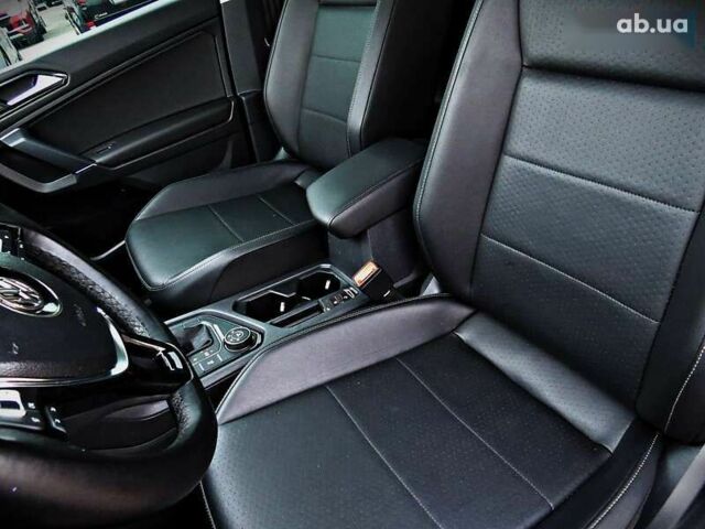 Фольксваген Тигуан, объемом двигателя 2 л и пробегом 135 тыс. км за 18800 $, фото 9 на Automoto.ua
