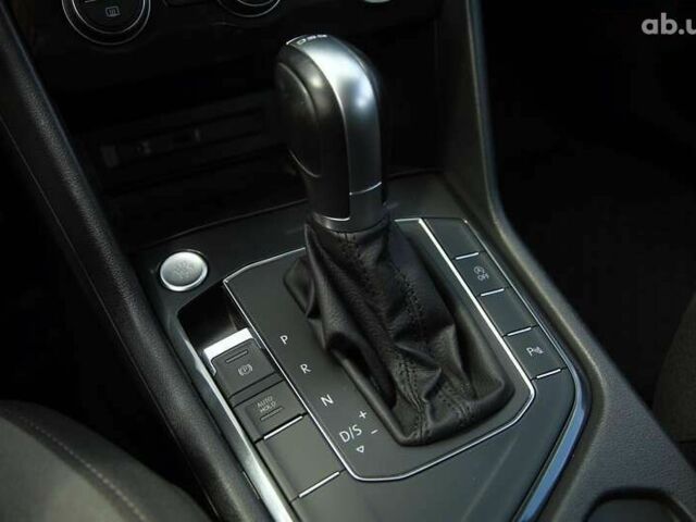 Фольксваген Тигуан, объемом двигателя 2 л и пробегом 224 тыс. км за 24000 $, фото 17 на Automoto.ua