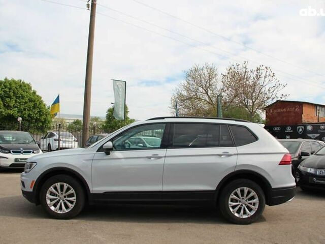 Фольксваген Тигуан, объемом двигателя 2 л и пробегом 104 тыс. км за 22200 $, фото 4 на Automoto.ua