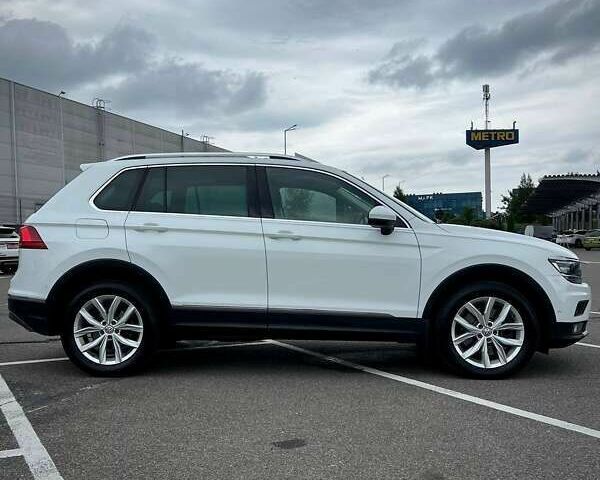 Фольксваген Тігуан, об'ємом двигуна 2 л та пробігом 230 тис. км за 23999 $, фото 1 на Automoto.ua