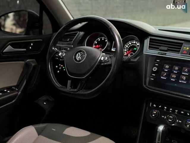 Фольксваген Тигуан, объемом двигателя 2 л и пробегом 225 тыс. км за 15500 $, фото 12 на Automoto.ua