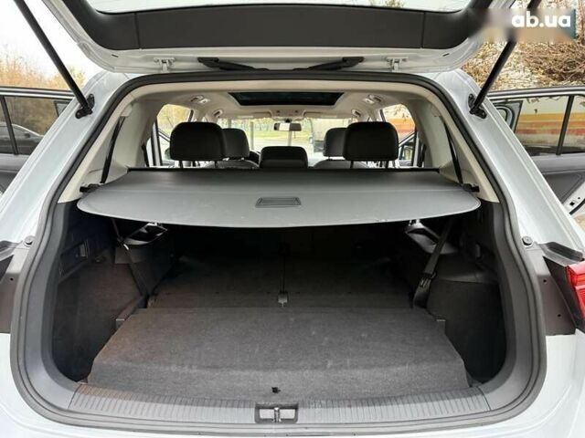 Фольксваген Тигуан, объемом двигателя 2 л и пробегом 72 тыс. км за 19300 $, фото 29 на Automoto.ua