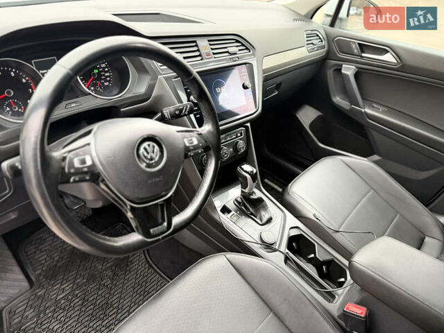 Фольксваген Тигуан, объемом двигателя 2 л и пробегом 135 тыс. км за 19900 $, фото 16 на Automoto.ua