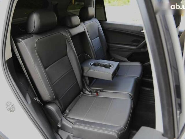 Фольксваген Тігуан, об'ємом двигуна 2 л та пробігом 138 тис. км за 17900 $, фото 9 на Automoto.ua